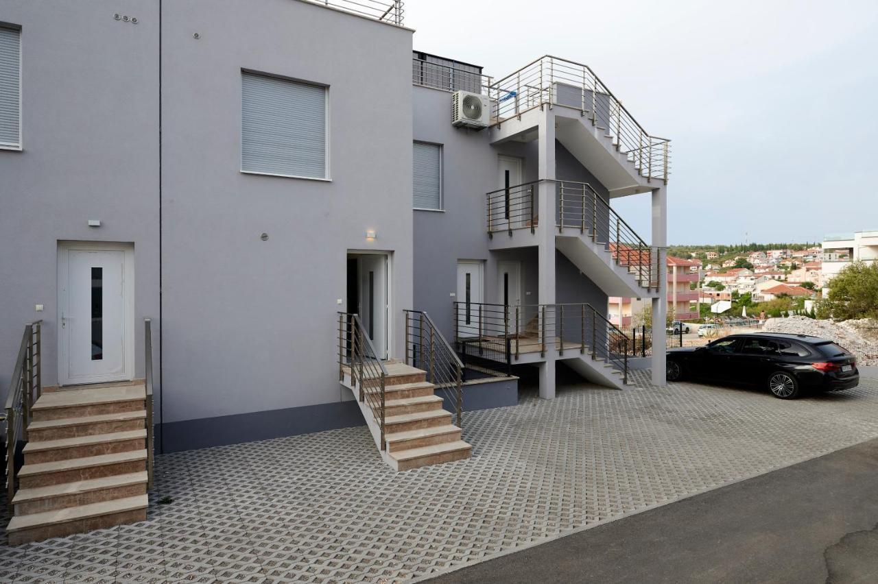 Apartment Gaby 3 Трогир Екстериор снимка