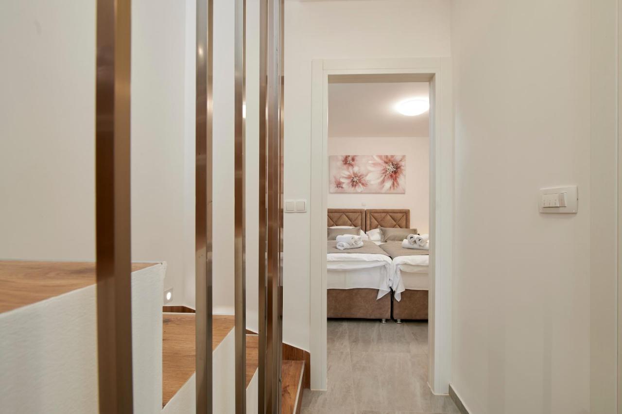 Apartment Gaby 3 Трогир Екстериор снимка