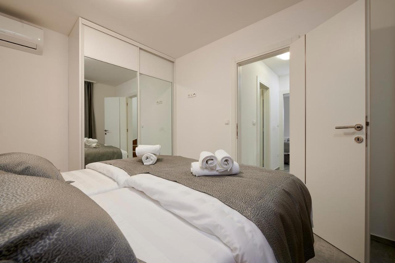 Apartment Gaby 3 Трогир Екстериор снимка